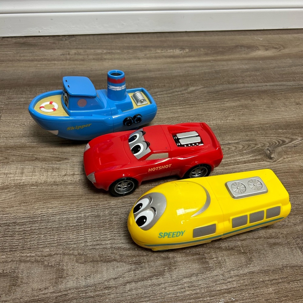 Popular playthings mix & match magnetic vehicle set
